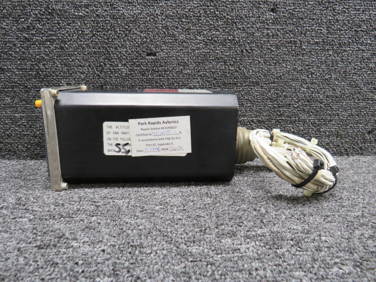 4016341-905 Sperry BA-141 Altitude Indicator with Modifications