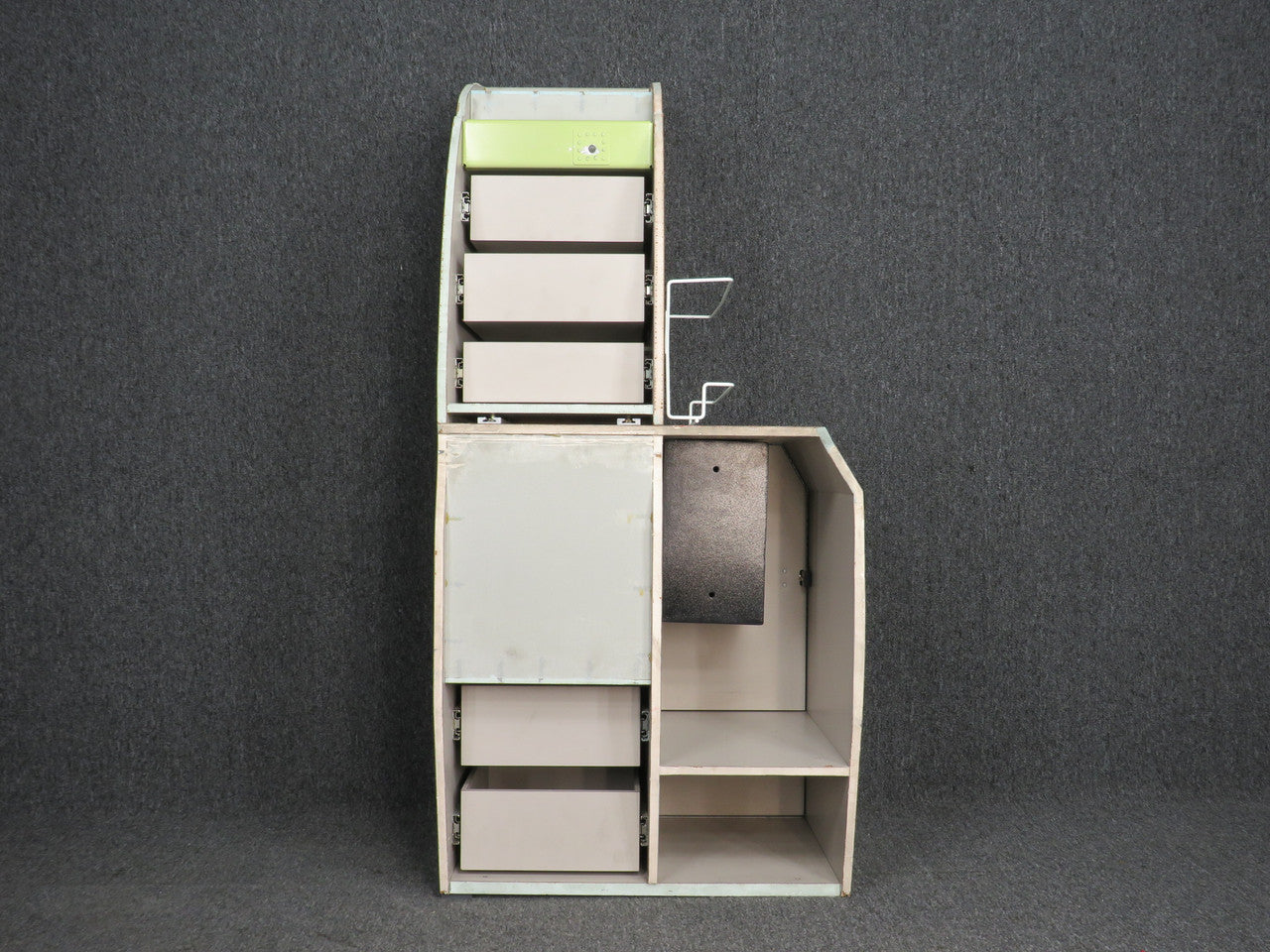 Beechcraft King Air 200 Medical Storage Cabinet – BAS Part Sales