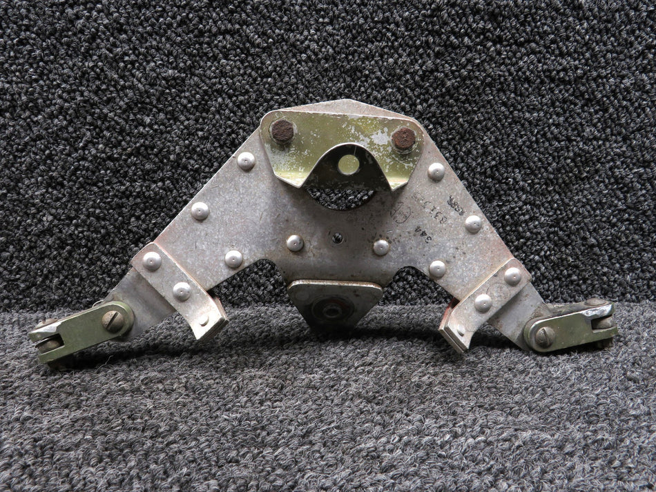 0861512-1 Cessna 310G Rudder Bellcrank Assembly