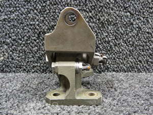 035A-12470-12 Mitsubishi Engine Mount Assembly RH Rear
