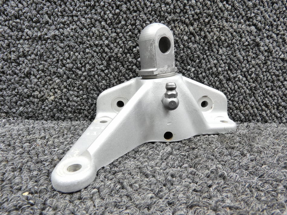 95643-006 Piper PA-34 Main Gear Truss Bracket Assembly