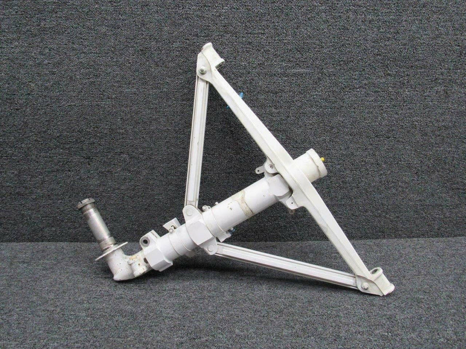 95-810002-617 (Alt: 95-810002-613) Beech 95-B55 Main Gear Assy LH