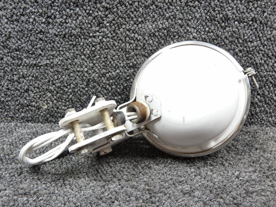 50-364256-7 Beechcraft KA200 Nose Landing Gear Taxi Light Assembly