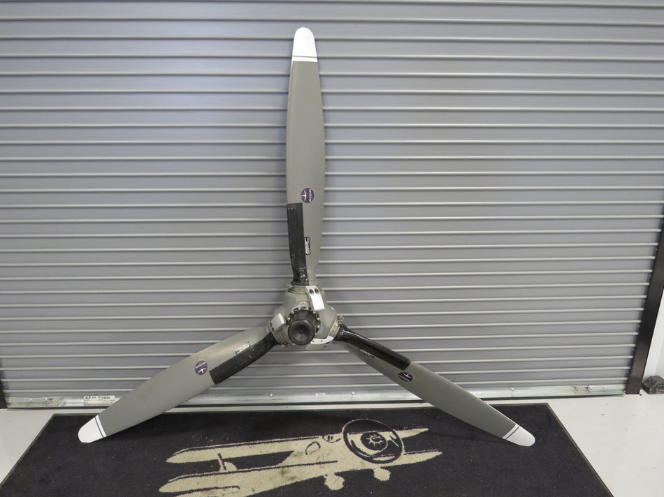 3AF37C516, 90LFB-0 McCauley 3-Blade Propeller RH with Logs