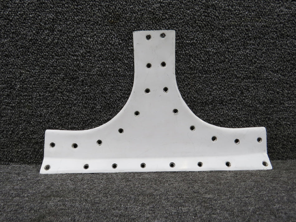5111602-2 Cessna 421B Lower Cabin Window Center Retainer