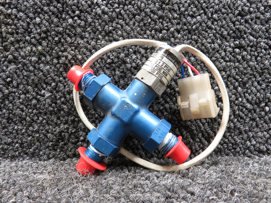 98087-1106P95 (Alt: 101-384034-1) ITT Pressure Switch