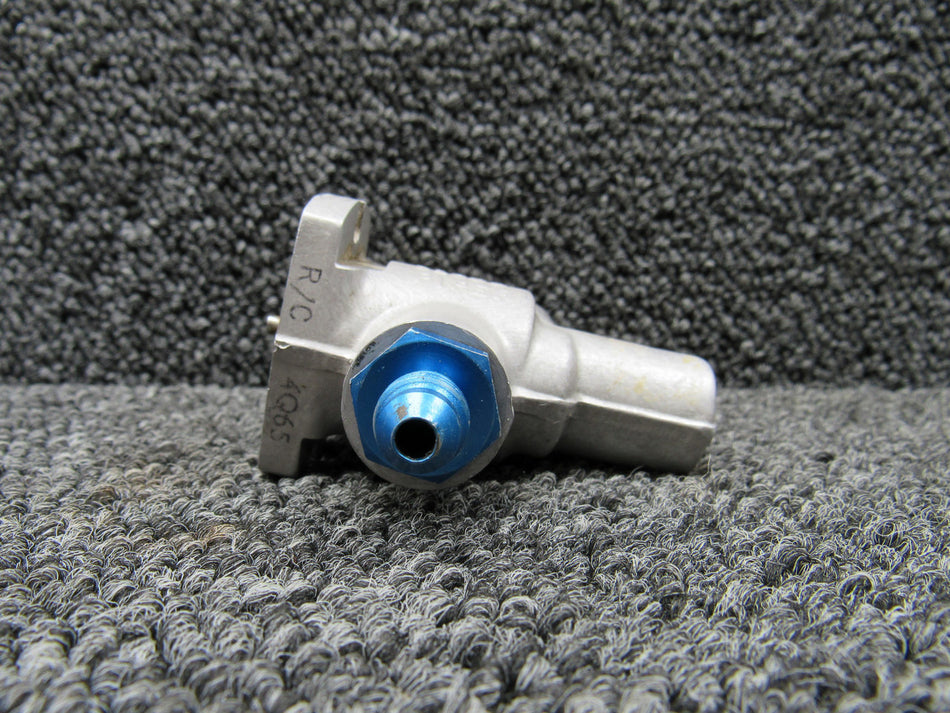 31810 (Cast: 31808) Piper Aztec Hydraulic Valve (No Data Tag)