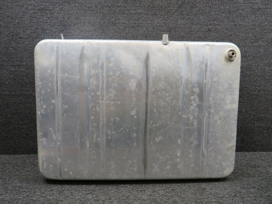 0426508-22 Cessna 150L Fuel Tank Assembly RH