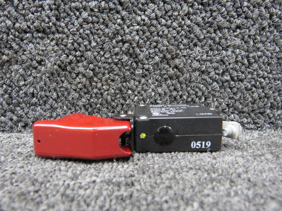 W31-X2M1G-50 Tyco Electric Toggle Switch Assembly (Volts: 250/50, Amps: 50)