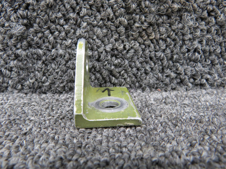 5114229-2 Cessna 421B Seat Clip RH Pilot, Co-Pilot