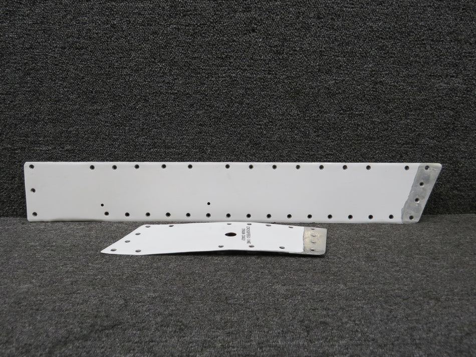 5122013-206 Cessna 421B Lower Center Wing Gap Fairing RH