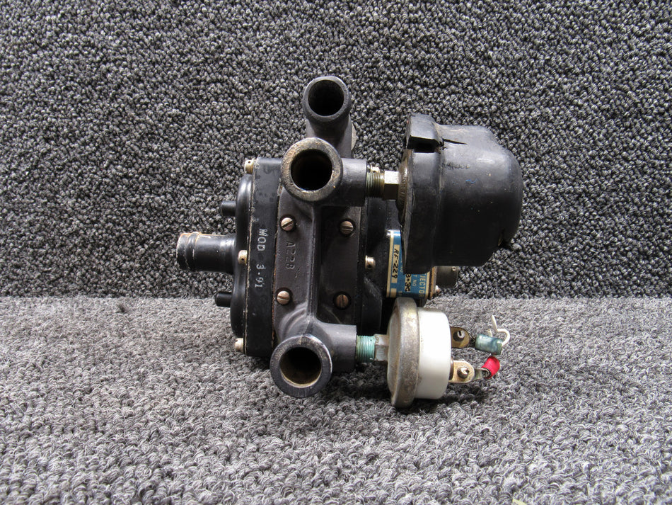 38E63-3C Bendix De-Ice Ejector Distributing Valve Assembly (28V)