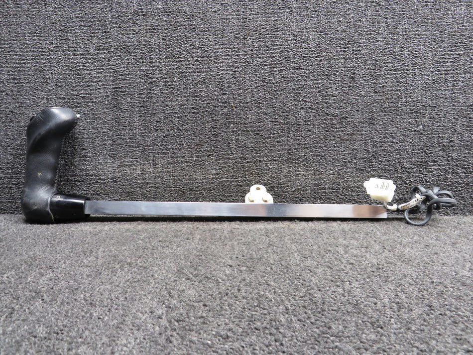 11995-005 Cirrus SR22 Control Yoke Assy LH with Grip, Shaft & Switches