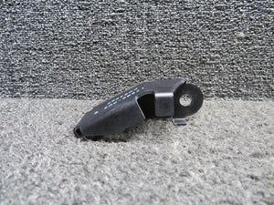 17582-004 Cirrus SR22 Door Catch Diverter RH