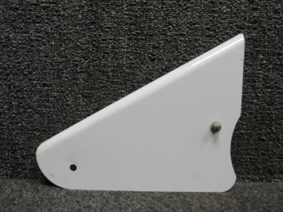 15065-003 (Use: 16669-001) Cirrus SR22 Flap Hinge Fairing Outbd