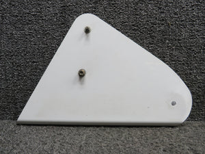 15065-002 (Use: 16668-001) Cirrus SR22 Flap Hinge Fairing Center