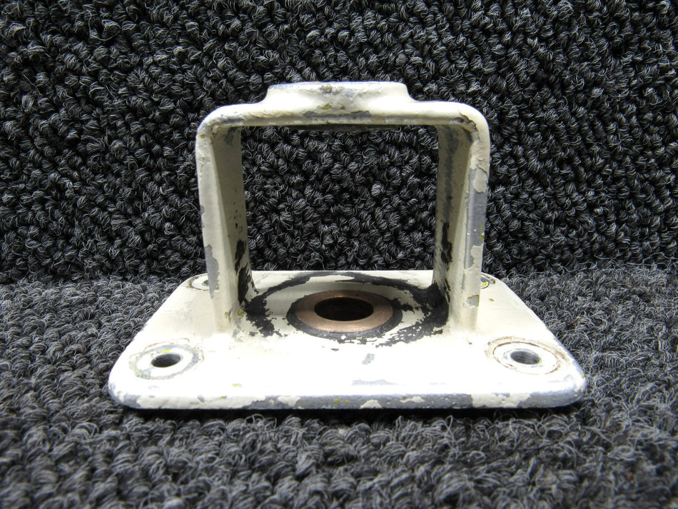 17087-000 Piper PA23-160 Rudder Trim Tab Screw Assembly
