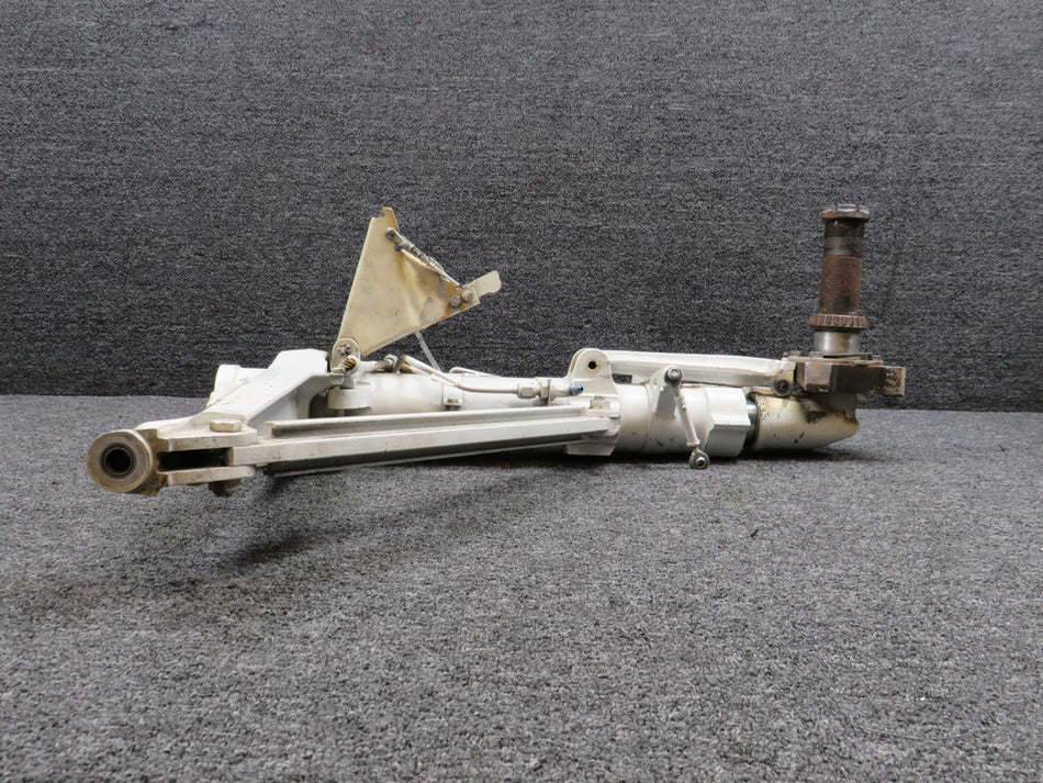 35-810026-611 Beechcraft Main Landing Gear Assembly LH