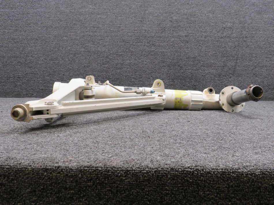 35-815247-25, 95-810002-619 Beechcraft Main Landing Gear Assembly LH