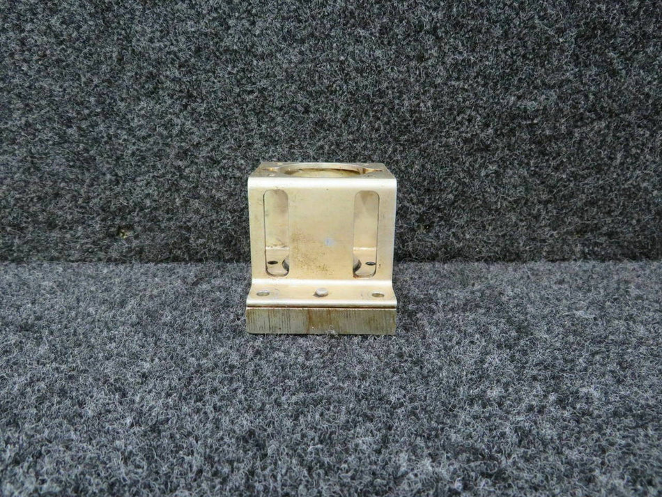 51268-000 / 54797-005 Piper PA-31T Control Cable Drum Bracket (C20)