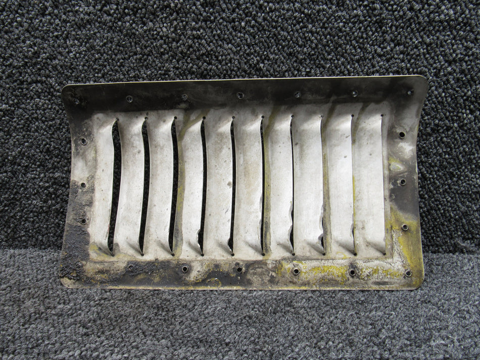 49277-002 Piper PA31-350 Bottom Engine Cowl Louver RH Inbd