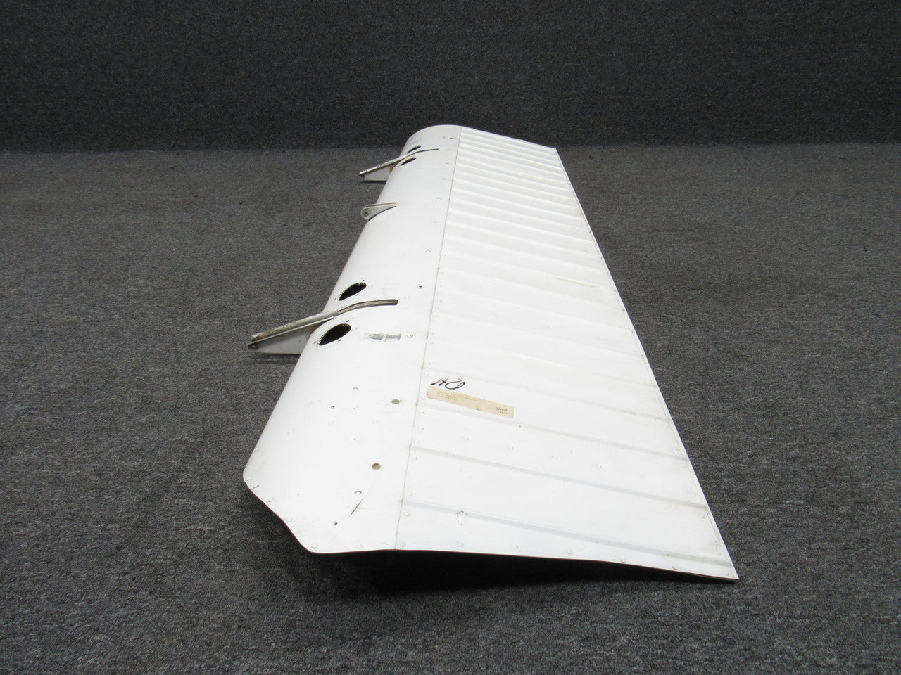 0426901-16 Cessna 152 Flap Assembly RH – BAS Part Sales