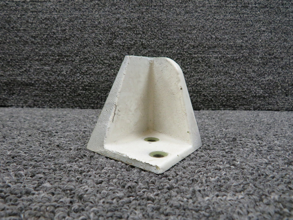 5525502-5 (Cast: 5525502-485) Cessna Citation II Speed Brake Trunnion Bridge LH