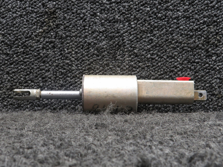9882010-814 Cessna 177B Master Brake Cylinder