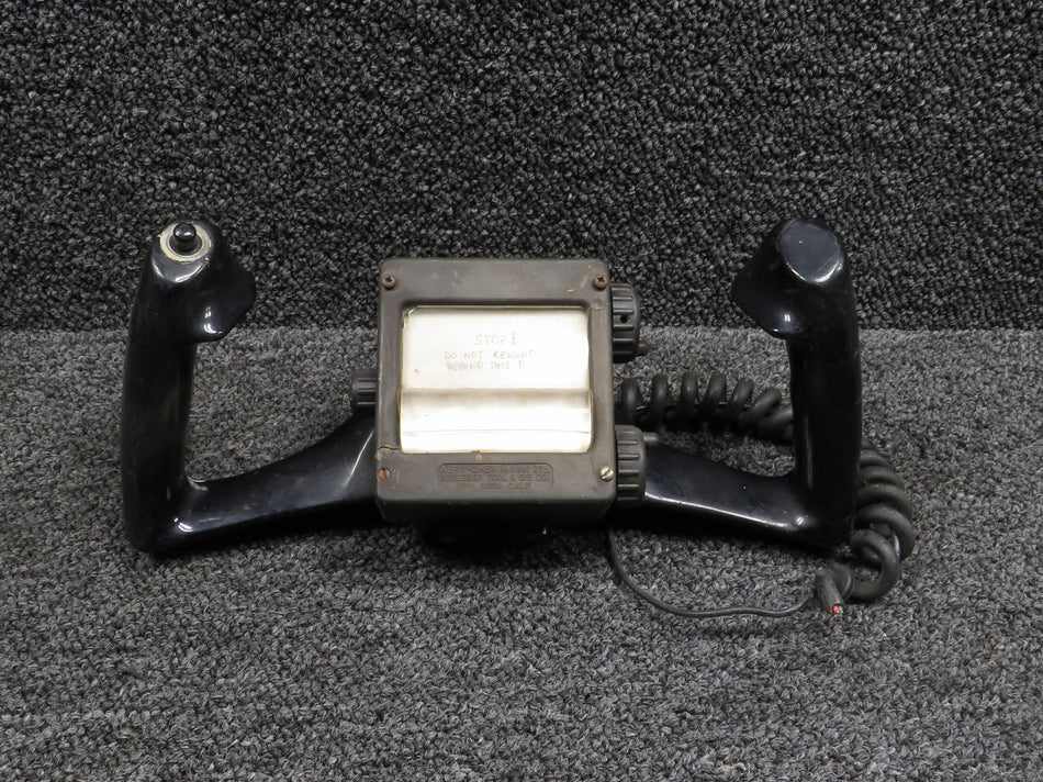 1510149-201 Cessna Control Wheel w Mic Switch & Aero-Chek