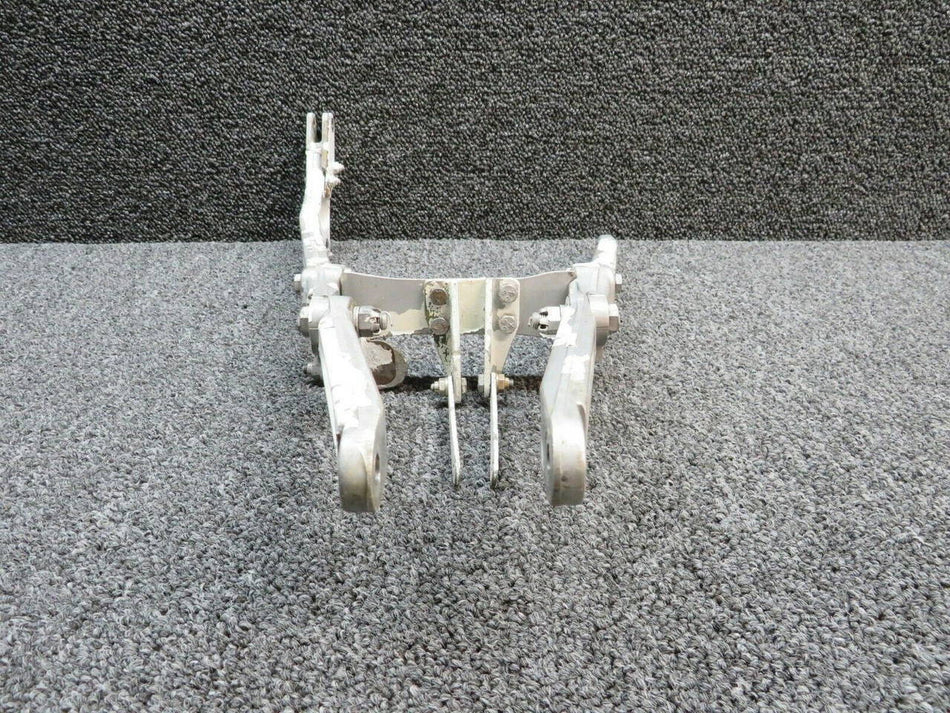 754-429 / 20819-000 / 20814-000 Piper PA24-250 Nose Gear Retract Drag Assembly