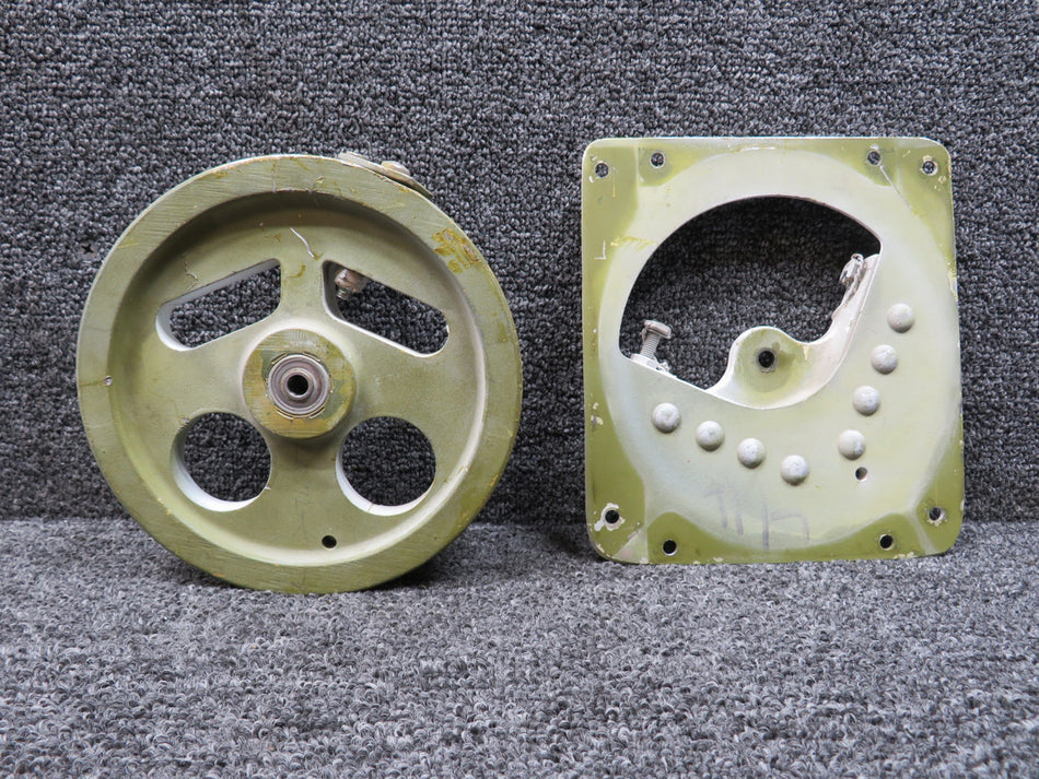 5565381-3 Cessna Citation II 550 Aileron Control Quadrant w Pivot & Stop Assy LH