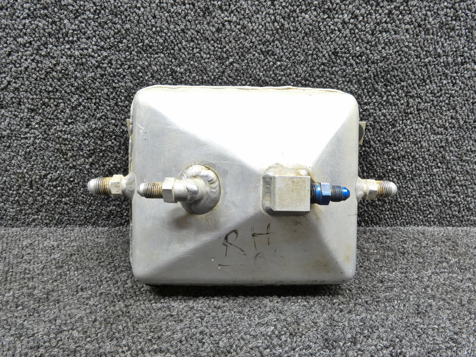 1216402-2 Cessna 205 Fuel Reservoir RH Assembly