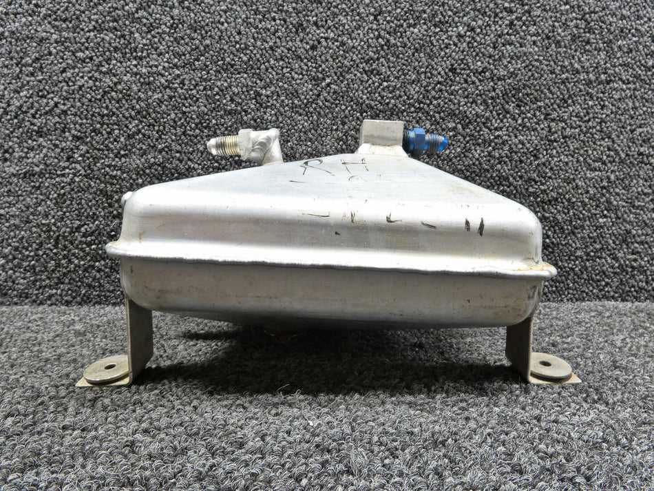 1216402-2 Cessna 205 Fuel Reservoir RH Assembly