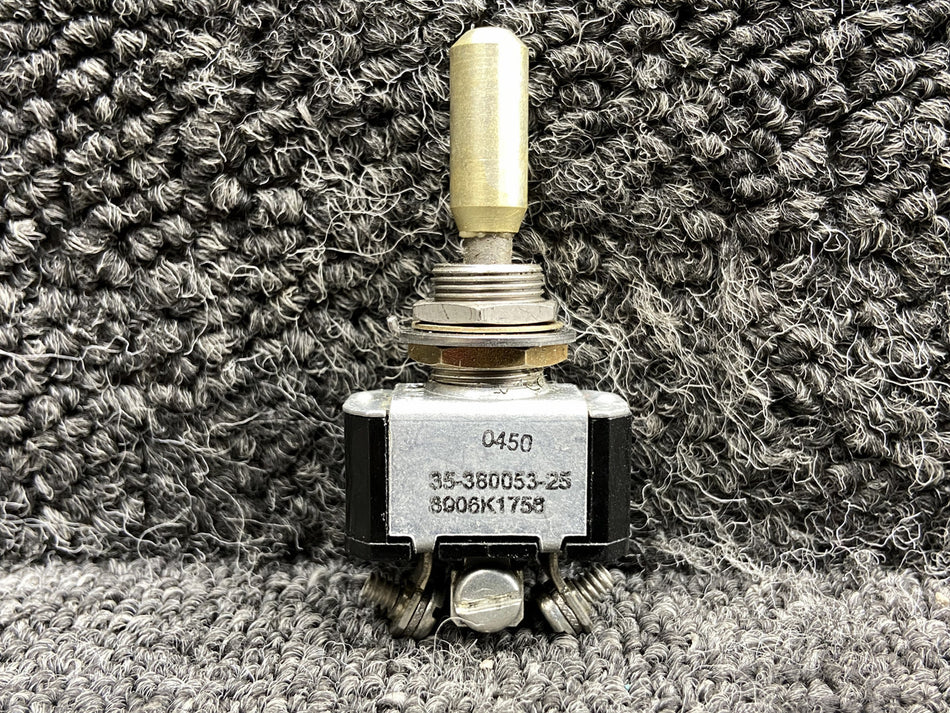 8906K1756 (Alt: 35-380053-25) Eaton Three Position Reset Switch