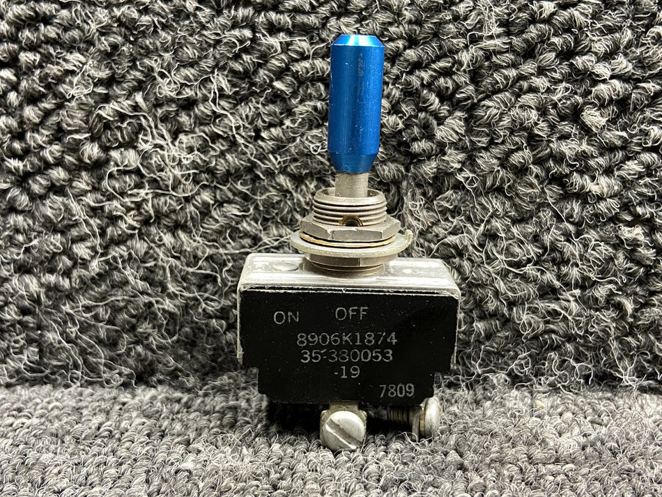 8906K1874 (Alt: 35-380053-19) Eaton Toggle On, Off Switch