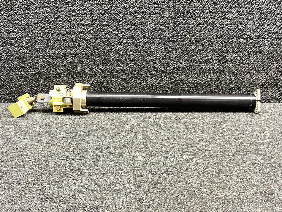 36-524051-21 Beechcraft G58 Pilot Control Column Tube Assembly with Accessories