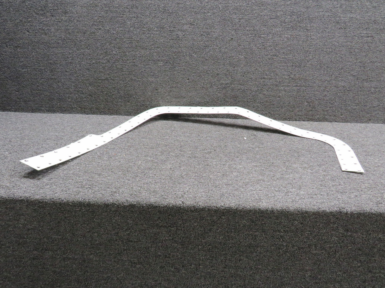 5511265-200 Cessna Citation II 550 Side Widow Retainer RH – BAS