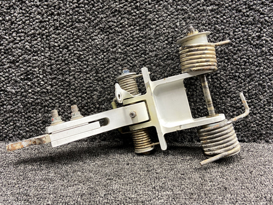60-810083-2, 60-810083-8 Beechcraft G58 Main Landing Gear Support Assy RH