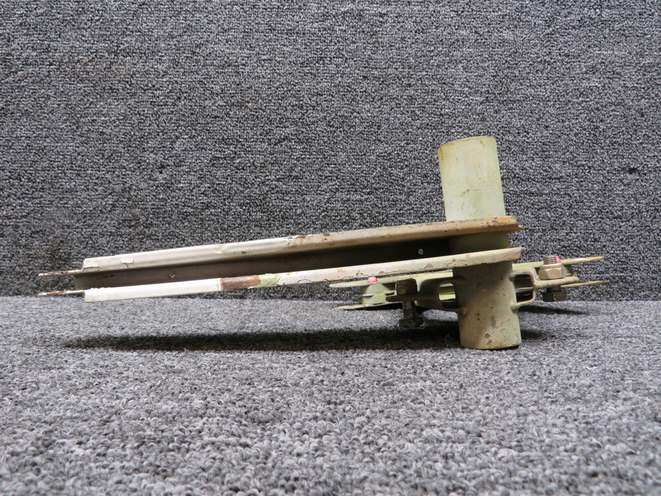 5565101-1 (Use: 6596017-27) Cessna Citation II Inboard Flap Bellcrank Assy LH