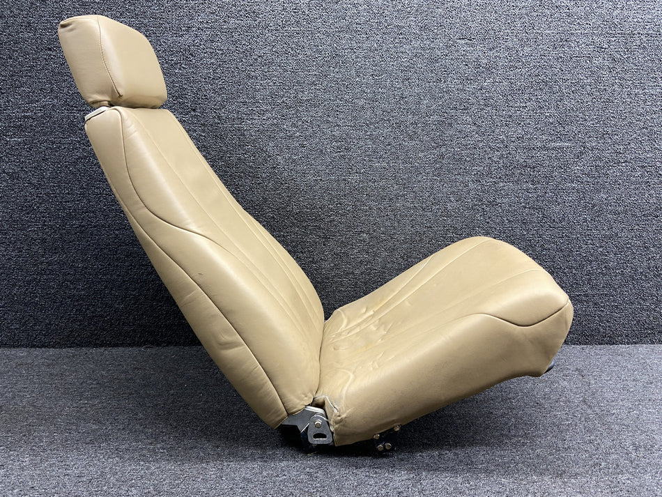 106-530058-33 Beechcraft G58 Passenger Seat Assembly LH