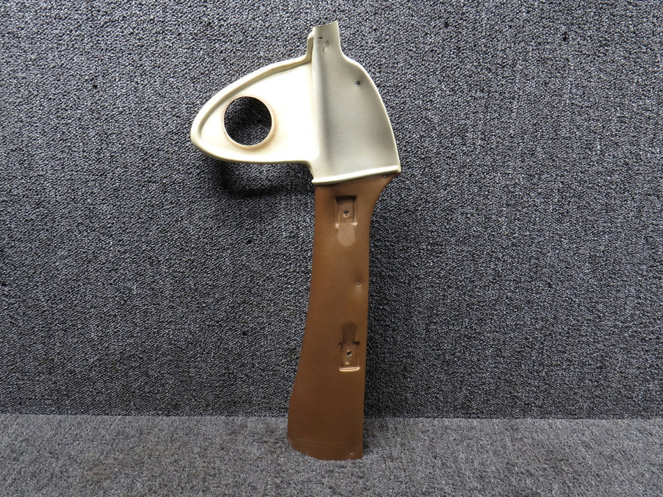 0711133-18 Cessna 172G Cabin Doorpost Shield RH