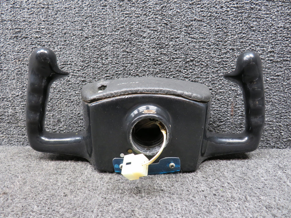 0861326-32 Cessna 414 Co-Pilot Control Wheel Assembly w Mic Switch and Map Light