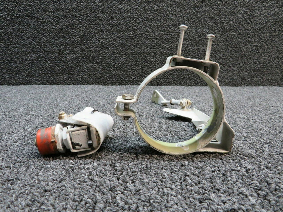 21174-000 / 487-220 / 21220-000 Piper PA24-250 Strap Main Gear W/ Switch (14V)