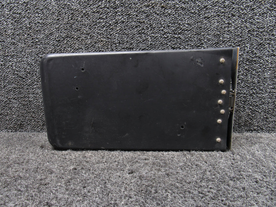 0513085-3, 0513085-2 Cessna 172N Map Case Compartment with Door