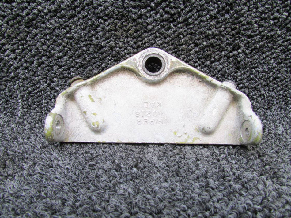 40219-000 Piper PA31-T Rudder Lower Hinge