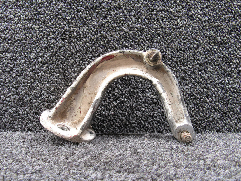 0843538-1 (Cast: 0843538-6) Cessna 310 Nose Gear Door Hinge Middle