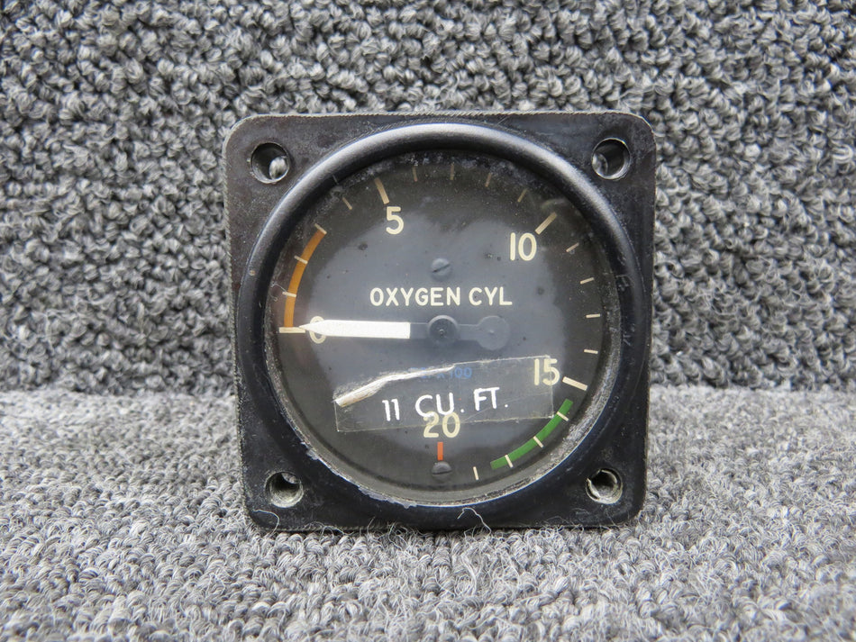 61349-AWI827BA01 (Alt: C668522-0101) Cessna 414 Oxygen Cylinder Pressure Gauge
