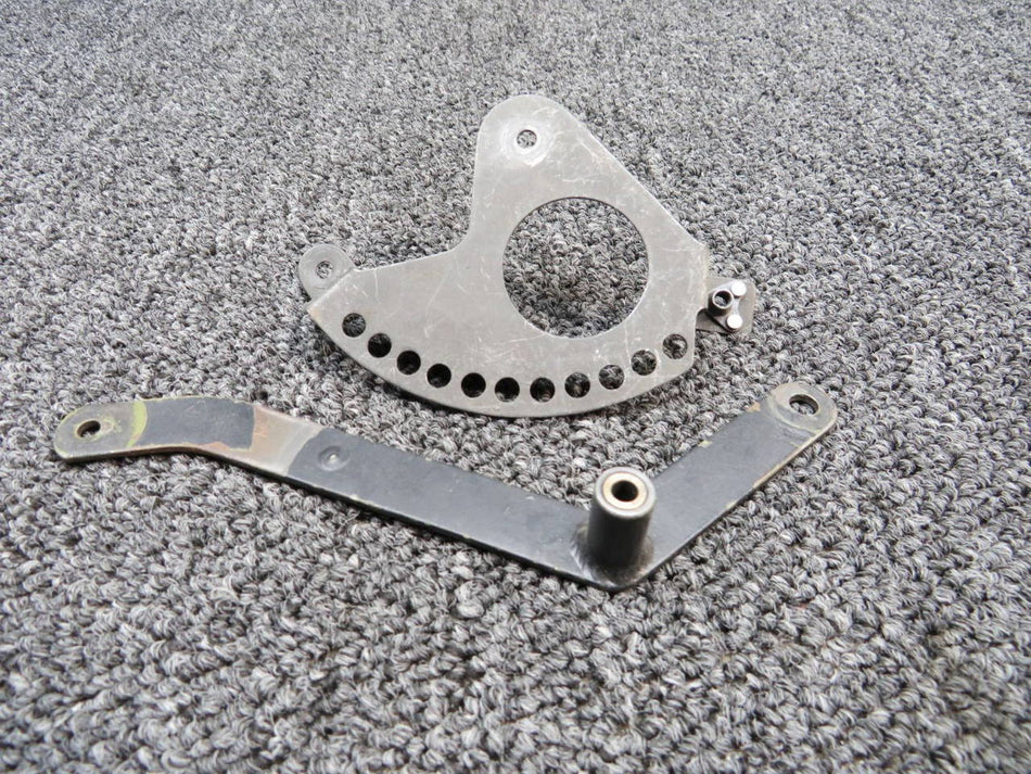 0713314-1, 0713315-6 Cessna 182Q Cowl Flap Control Cable Bracket w Lever