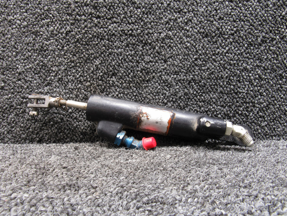 9912050-11 Cessna 500 Outboard Brake Master Cylinder Assembly