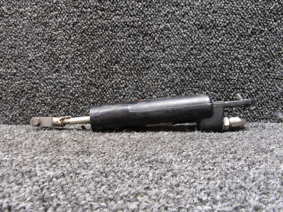 9912050-11 Cessna 500 Outboard Brake Master Cylinder Assembly